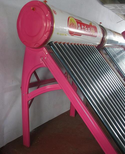 清大久久太阳能热水器主营产品:家电清大久久太阳能热水器招商地区